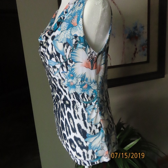 Sleeveless embellished drape neck top w/lacey back - Picture 6 of 6